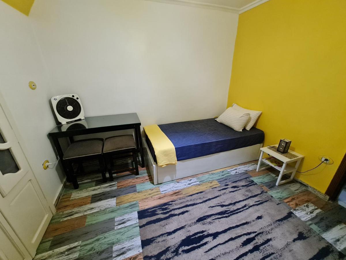 Sunny Modern Apartment With Good Internet, Near From City Center Of Alexandria Exteriör bild